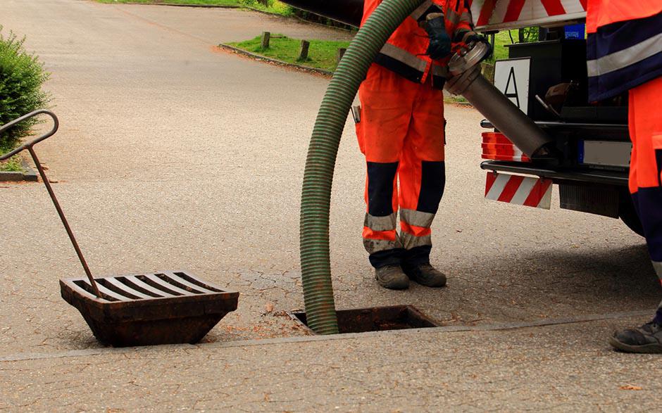 comment déboucher canalisation Versailles